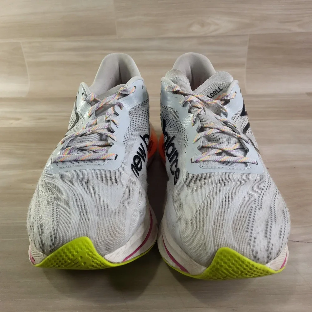 New Balance FuelCell SuperComp Trainer v2 Women 13.5 White Running Shoes MRCXLW3